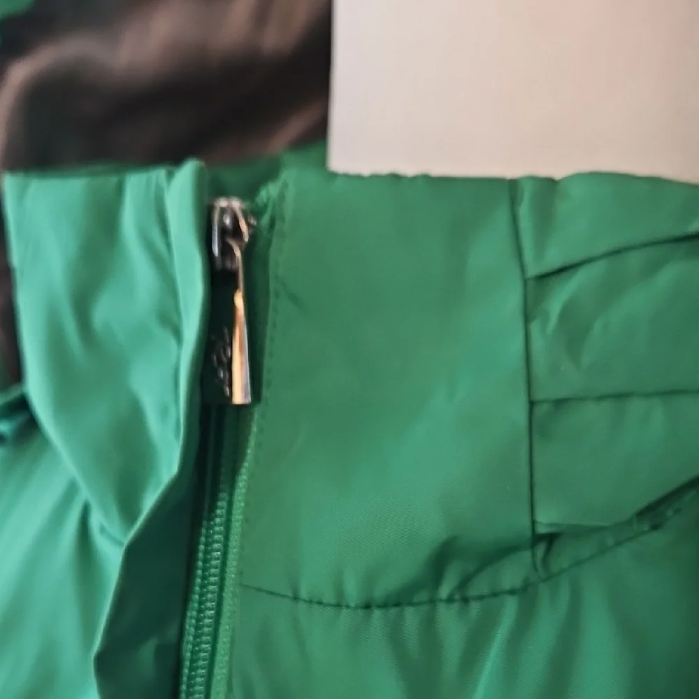 RAINFOREST Green Hooded Zipper Jacket - Picture 7 of 13